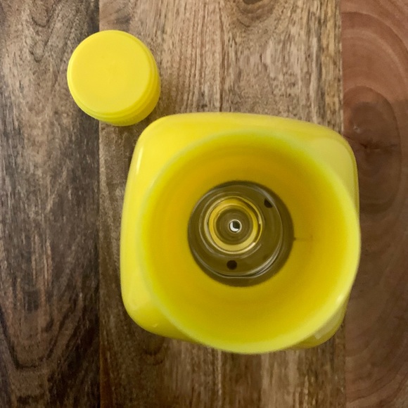 Yellow Insulated Rectangular Plastic Thermos, Milk Bottle Shape, Vintage - Picture 6 of 6